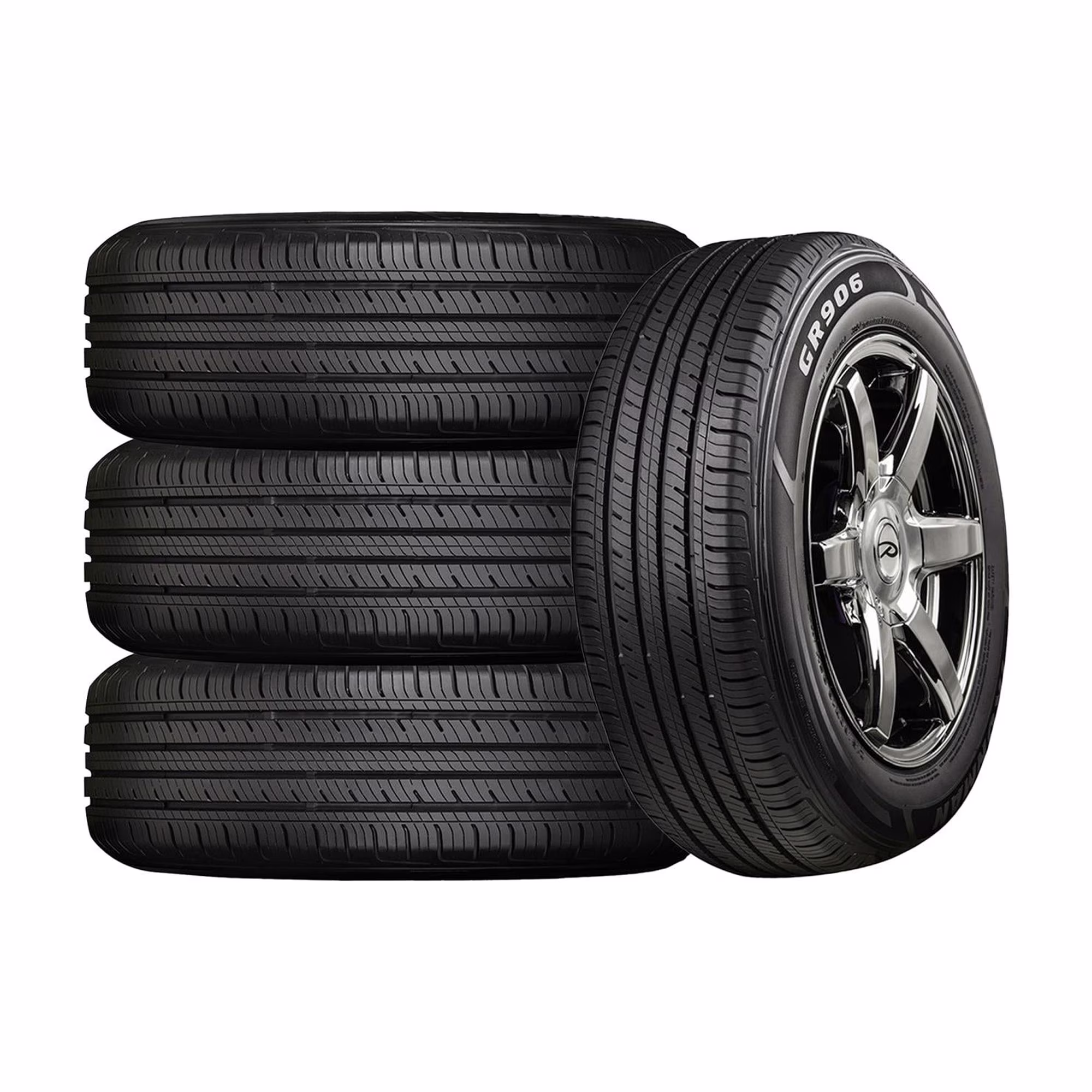 Set of 4 Ironman GR906 205/65R16 95H Tires Fits: 2016-21 Chevrolet Malibu L, 2013-17 Honda Accord LX